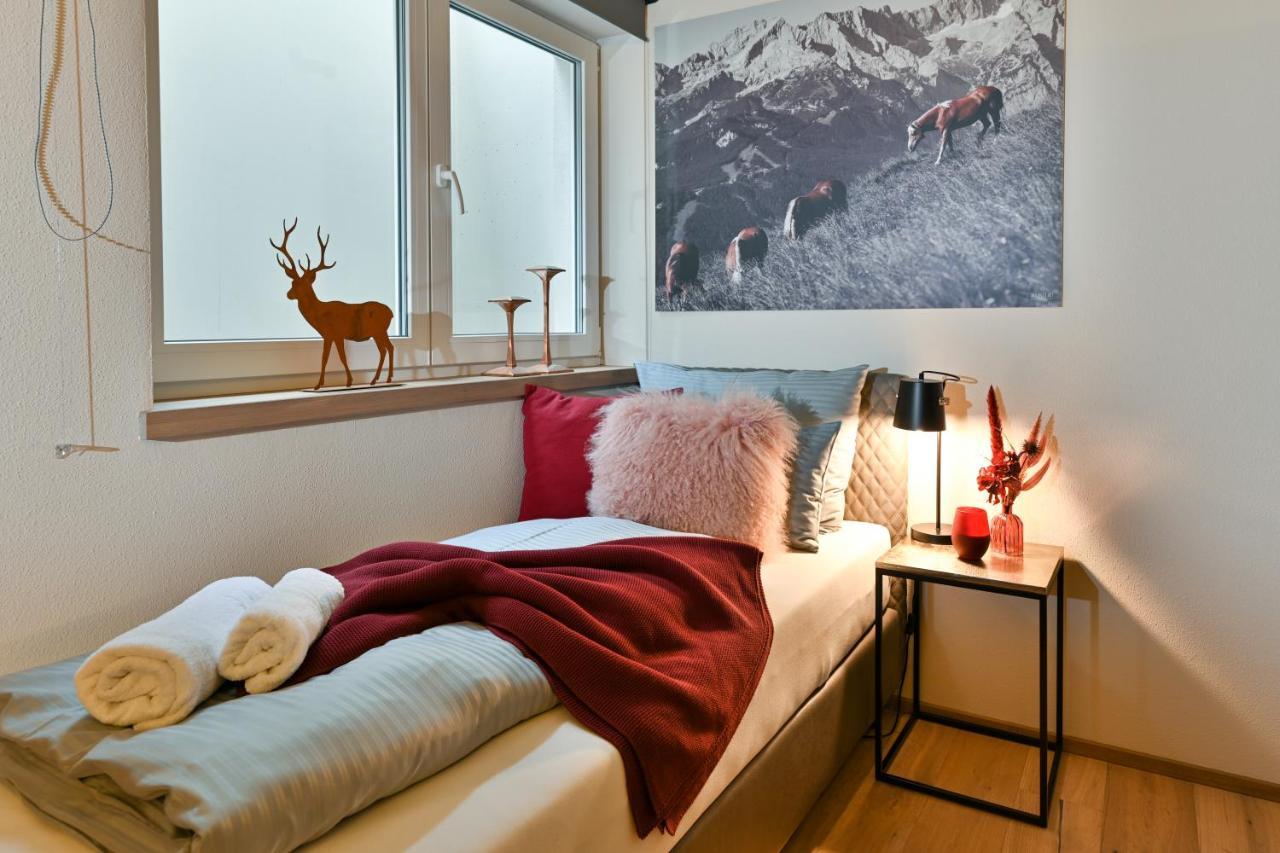 Boutique Chalets Alpi - Private Sauna & Cinema Garmisch-Partenkirchen Eksteriør bilde