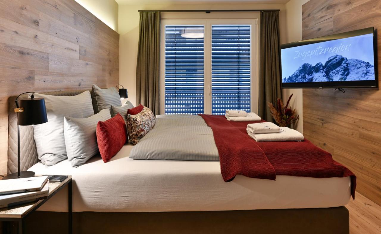 Boutique Chalets Alpi - Private Sauna & Cinema Garmisch-Partenkirchen Eksteriør bilde