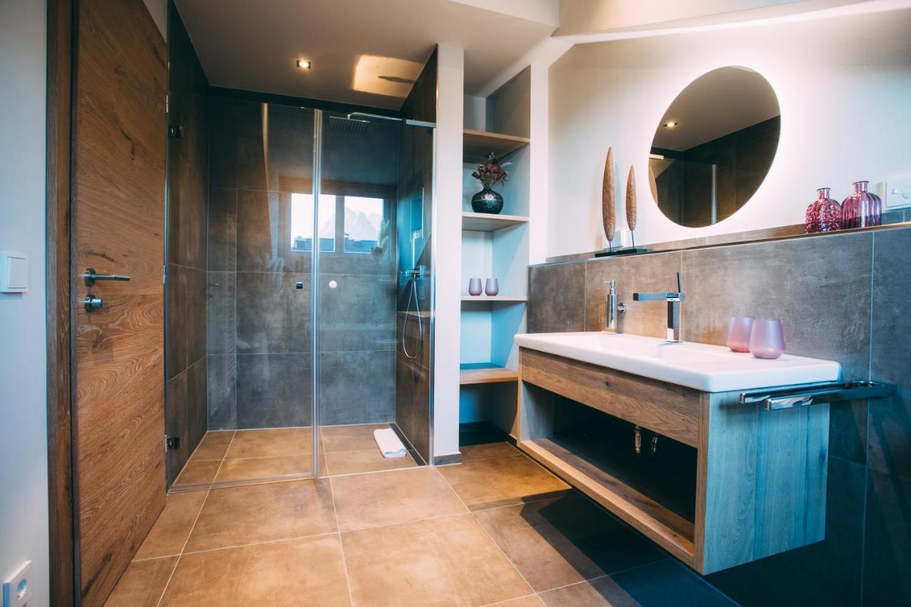 Boutique Chalets Alpi - Private Sauna & Cinema Garmisch-Partenkirchen Eksteriør bilde