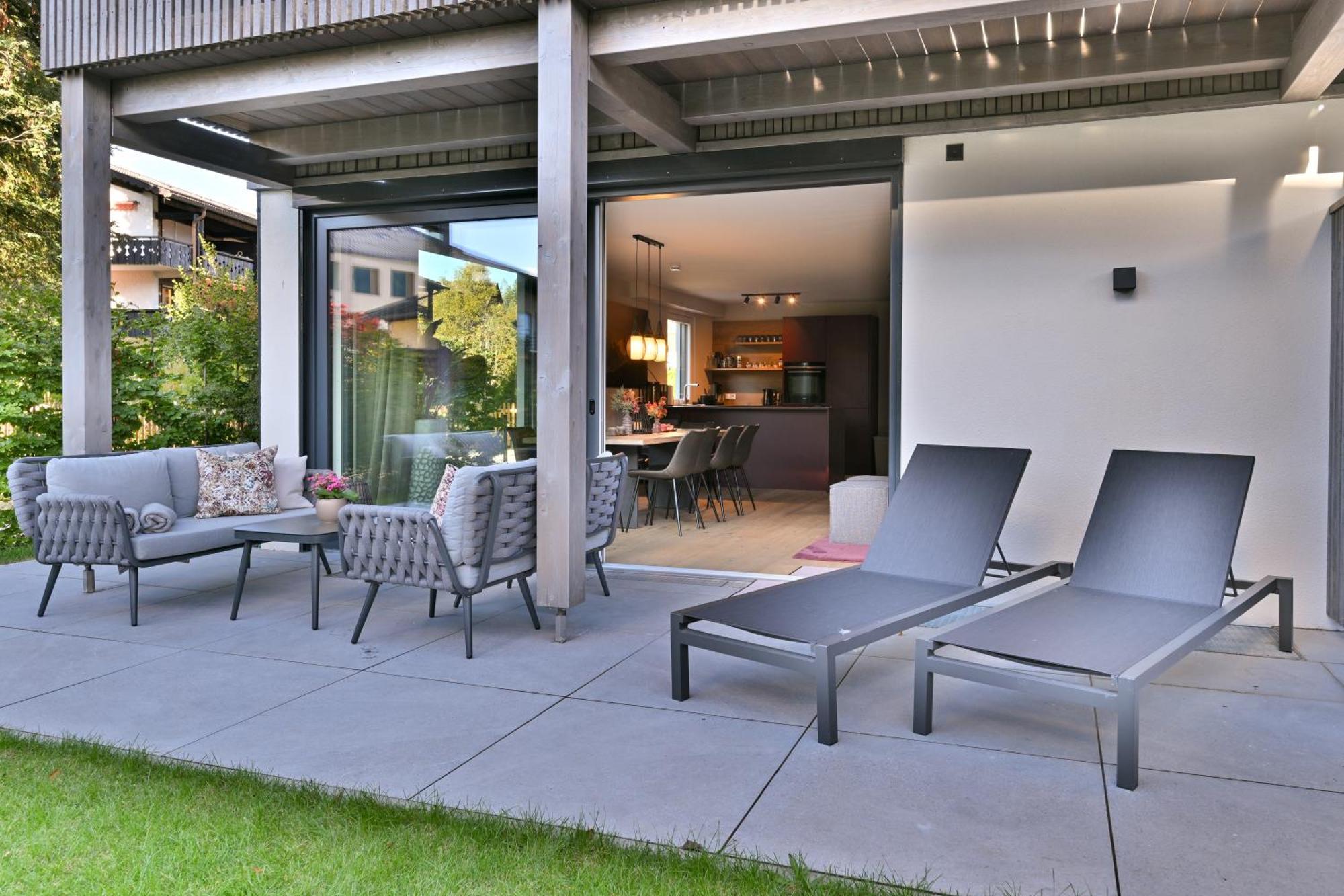 Boutique Chalets Alpi - Private Sauna & Cinema Garmisch-Partenkirchen Eksteriør bilde